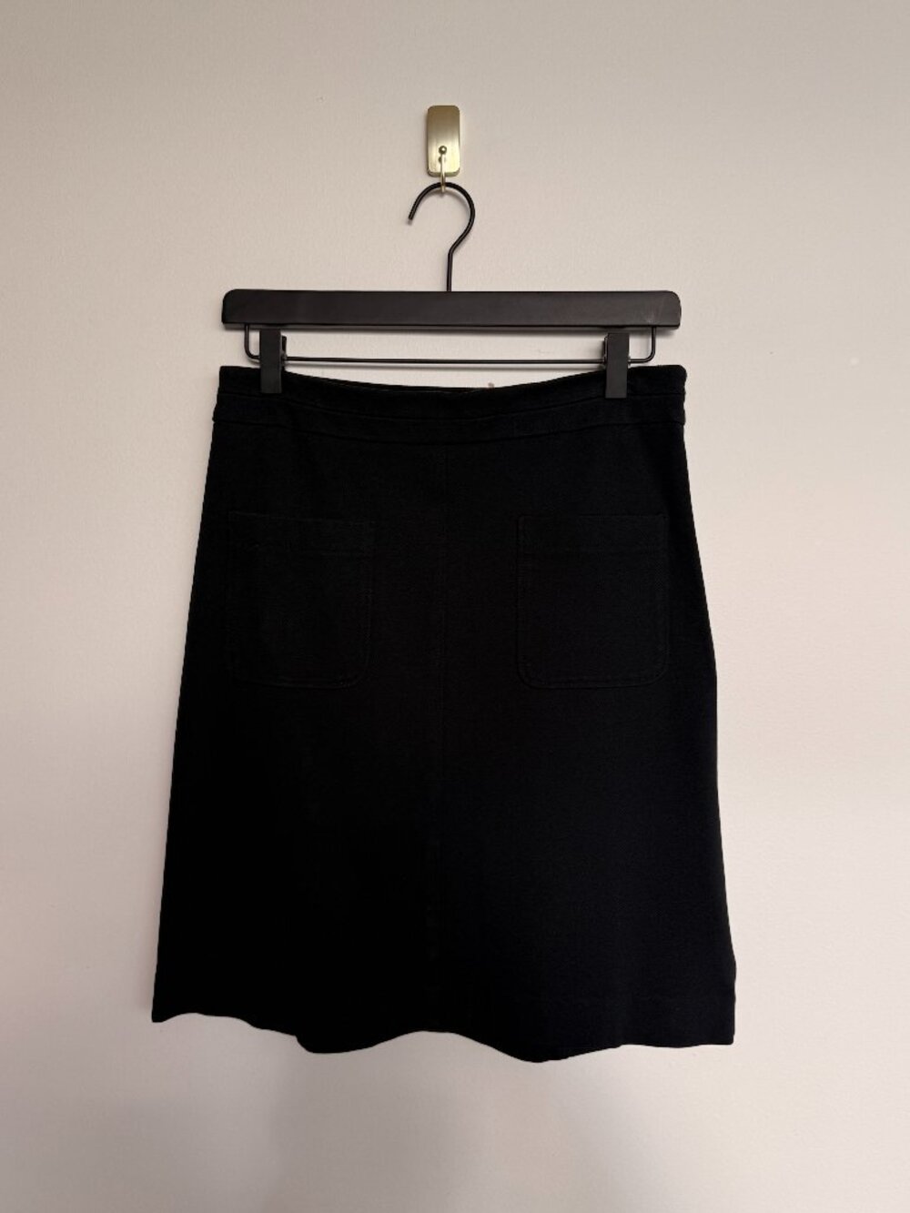 Ann Taylor Factory Black A-Line Skirt Front Pockets Size 4 Career Workwear